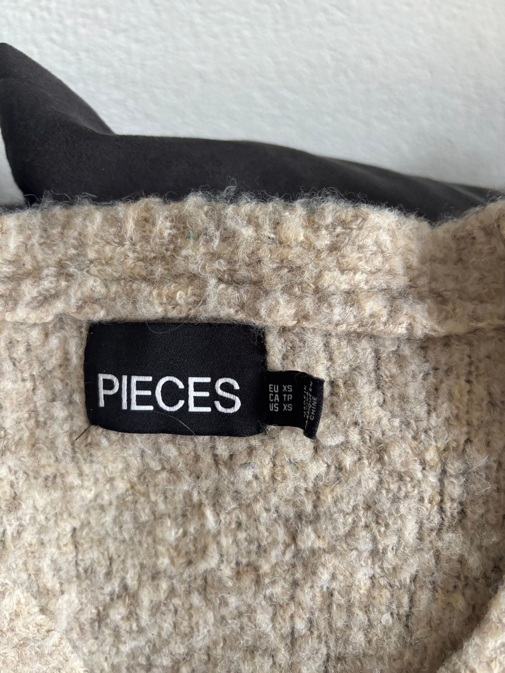 Pieces Maglioni & Felpe: PIECES Kuschelpullover – Usato da Merishausen venduto da yourdream 4