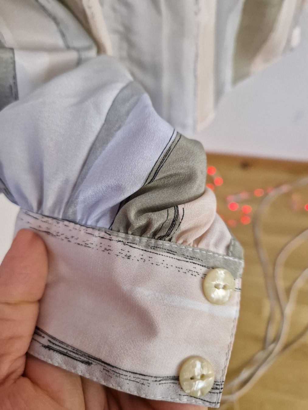 Camicette: Elegante Damenbluse mit Schleife Gr. 44 – Usato da Glattbrugg venduto da hap_8w8v 2