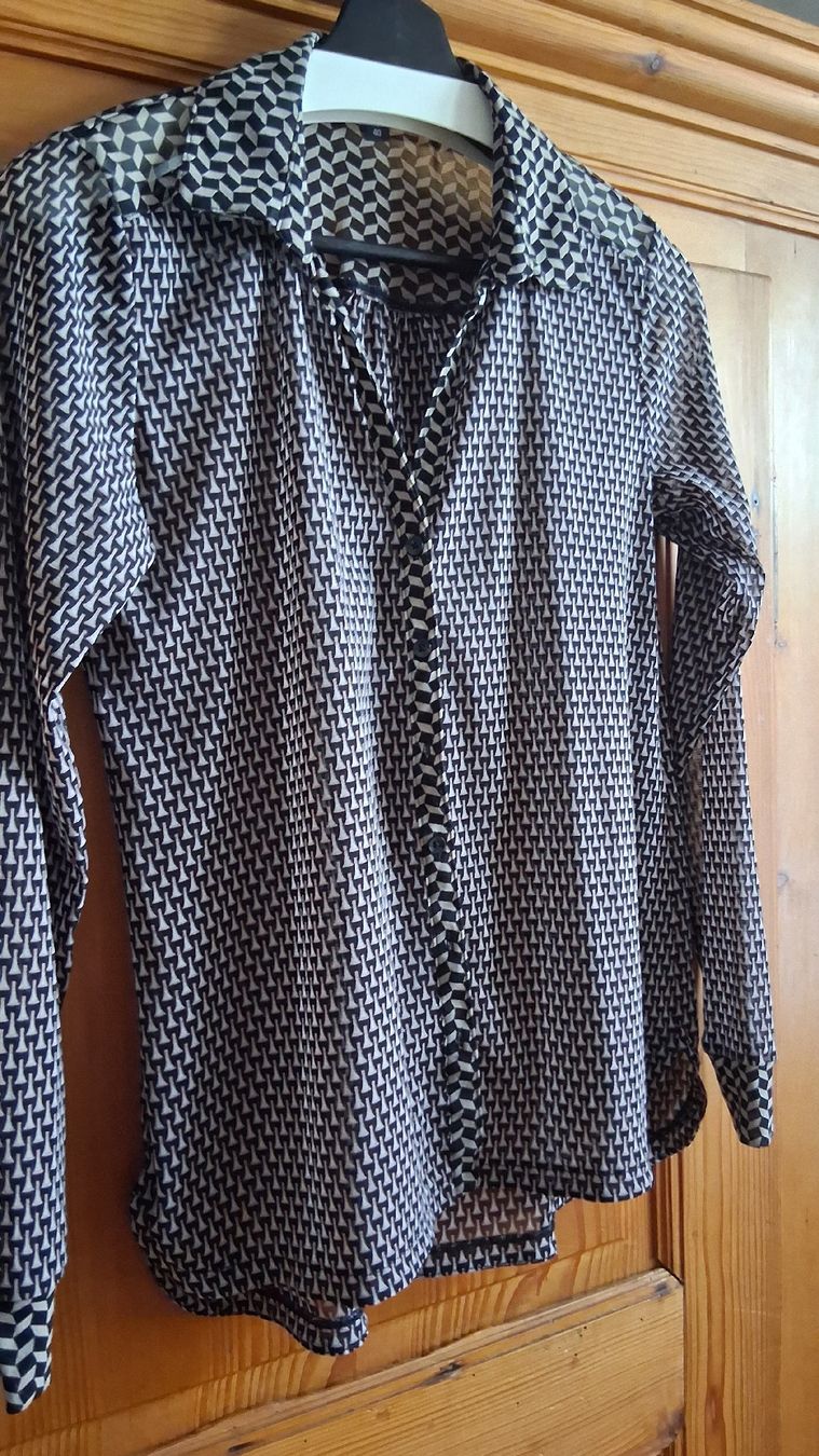 Comma Camicette: Bluse Comma Gr. 40 sommerlich leicht – Usato da Möhlin venduto da Chicco19 1
