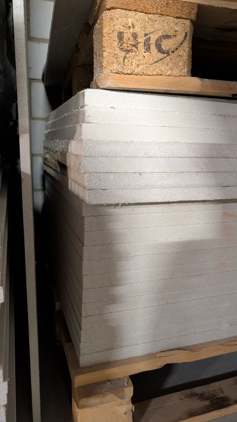 Plateaux: Gipsfaserplatten 24mm, 0.6 x 1.25m – D'occasion à Sursee par HechtechtHolz 2