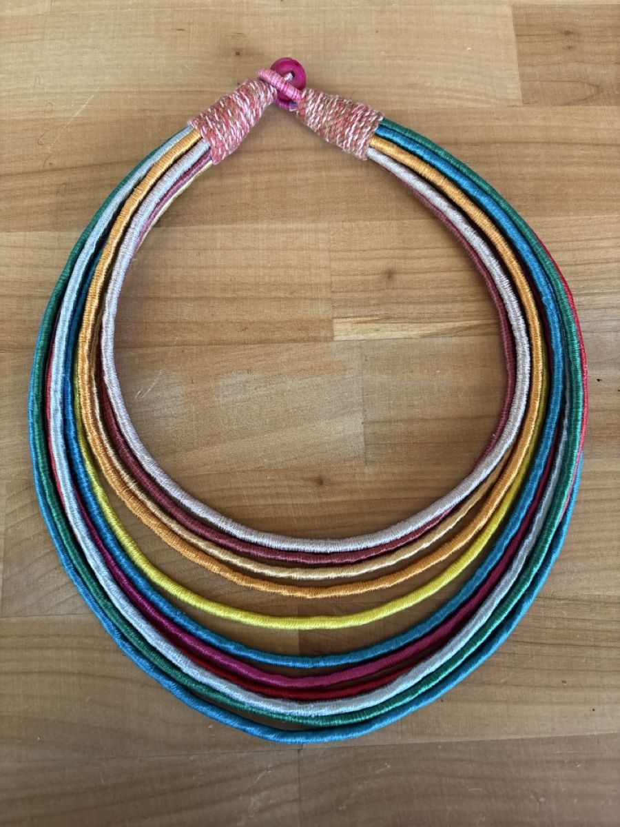 Ketten: Modeschmuck Textil Halskette – Gebraucht aus Rümlang von Sambas19