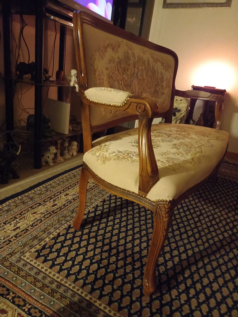 Divani: Antik Sofa Louis Philippe Style(Lovset) – Usato da Bern venduto da Imamrashed 9