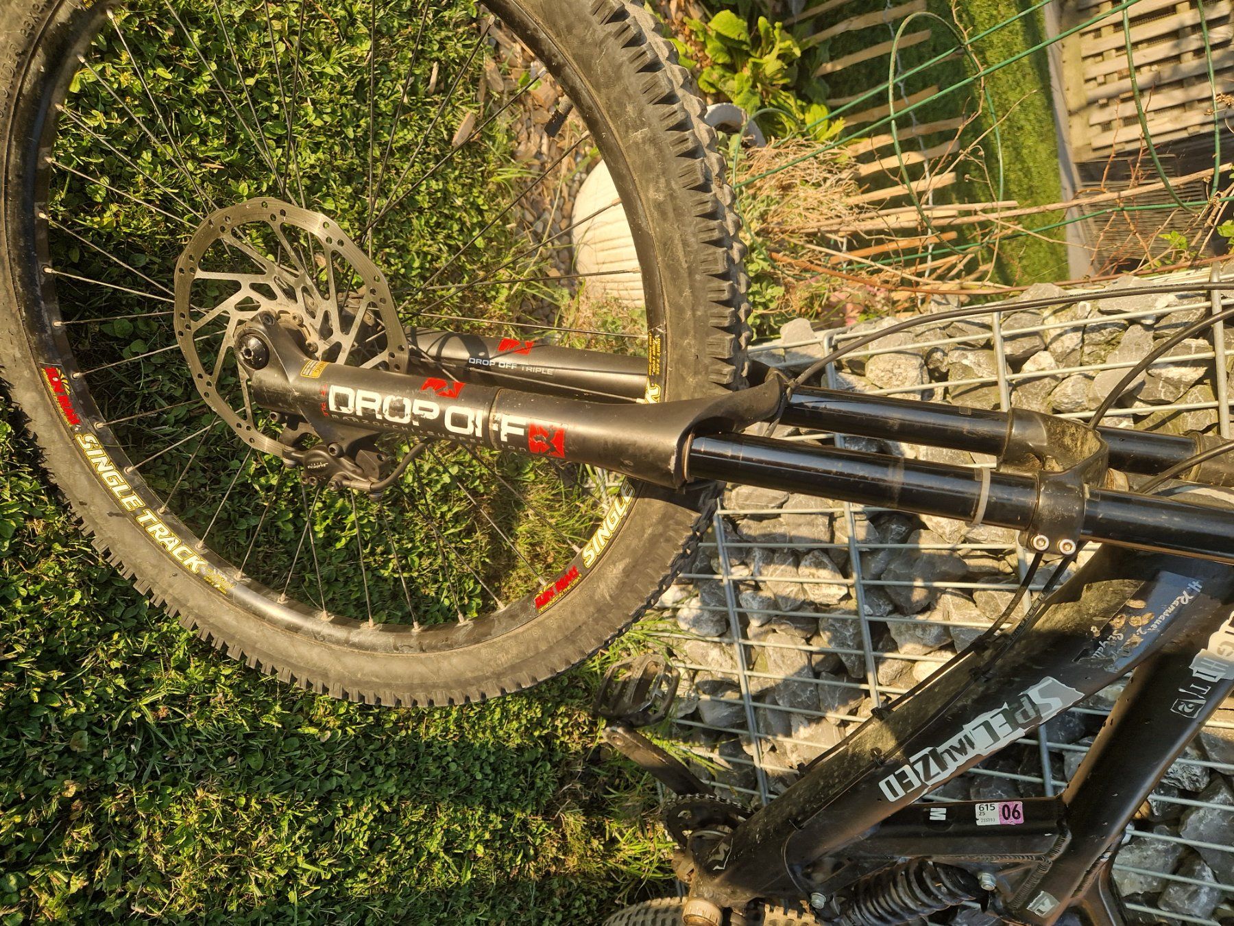 Specialized Velos: Specialized Big Hit 2 Downhillbike – Defekt aus Benken SG von dumping83 3