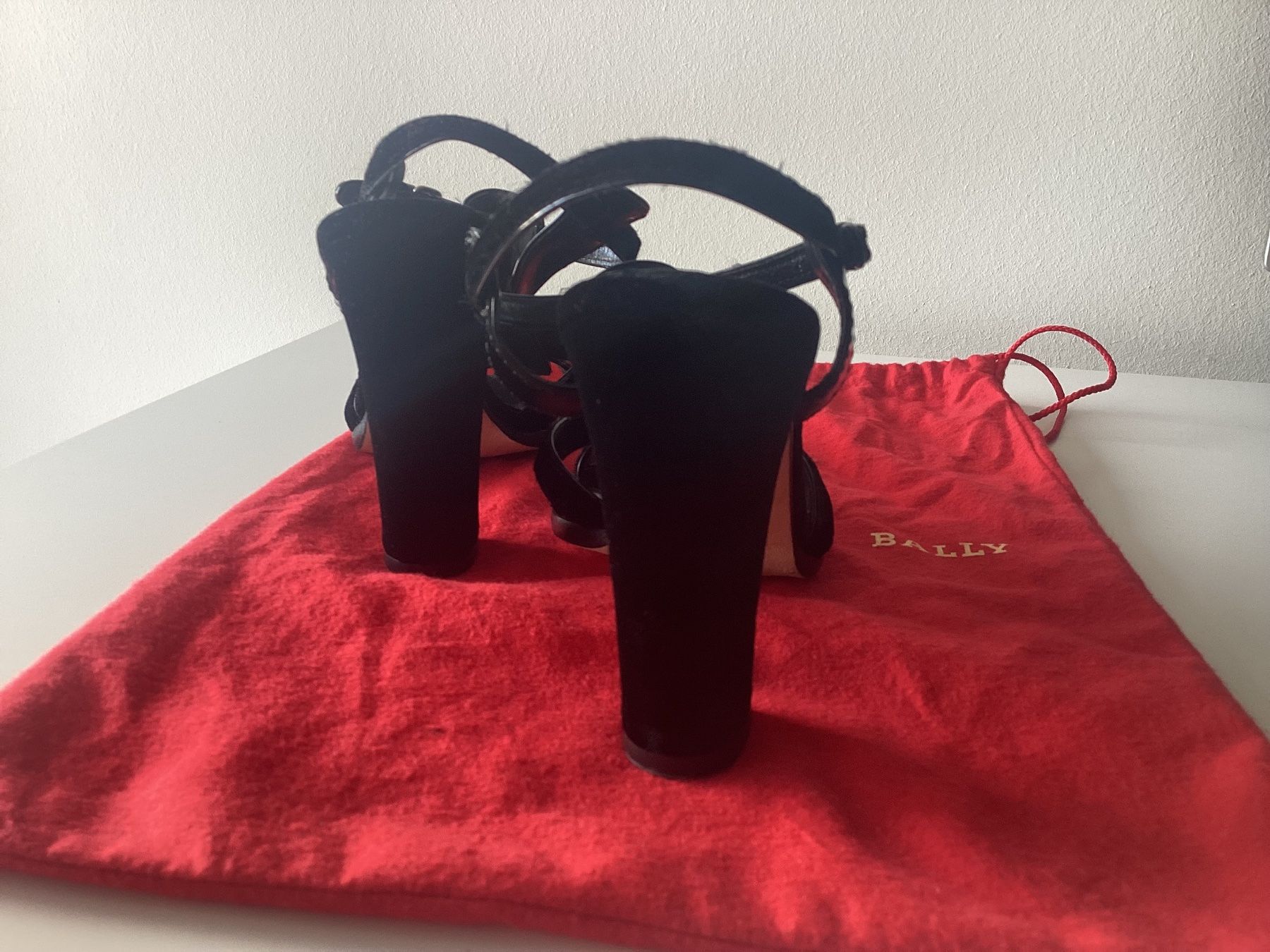 Bally Damenschuhe: Bally Riemensandalette Gr. 37 / schwarz – Gebraucht aus Möhlin von Nadine_75 4