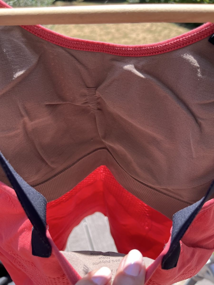 Falke Top: Top de sport  – Usato da La Neuveville venduto da VivreLibre 2