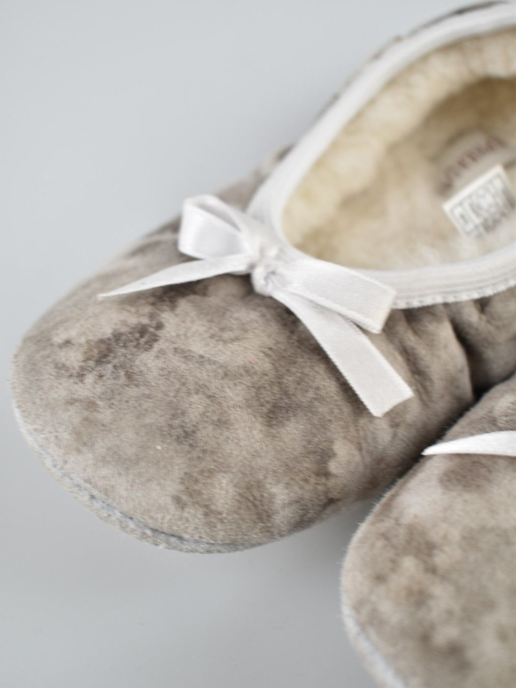 Scarpe per ragazze: Shepherd Lammfell Hausschuhe, Gr.32 – Usato da Nürensdorf venduto da 2ND_STORY 5