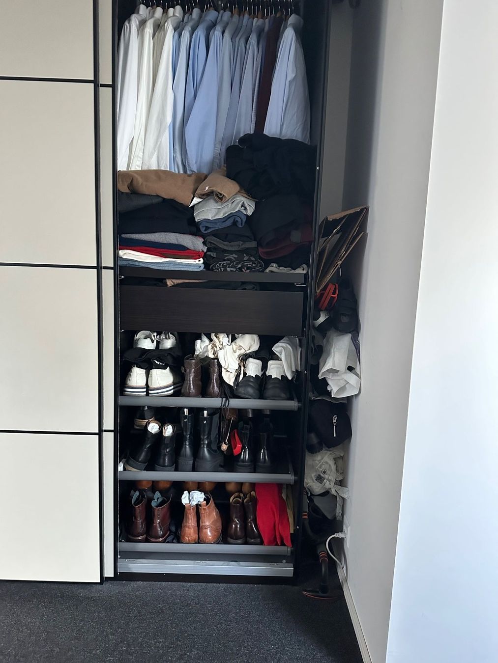 Ikea Schränke: IKEA Dark Brown & Cream Wardrobe – Gebraucht aus Obfelden von Luzerner01 2