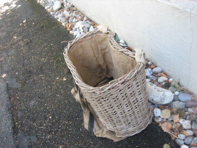 Sonstiges für Haushalt & Wohnen: Rückentragekorb geflochten – Gebraucht aus Winterthur von pf02 6
