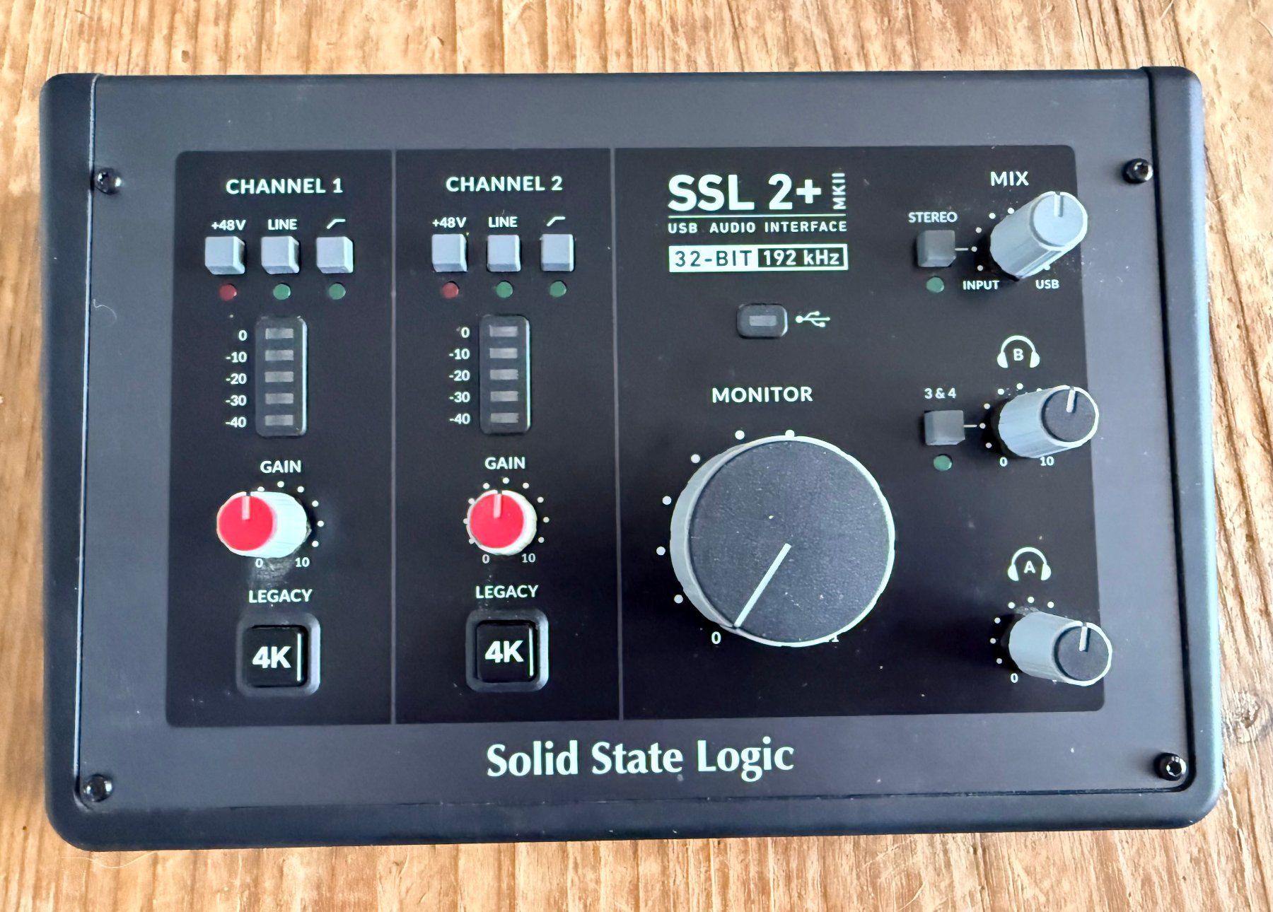 Solid State Logic Attrezzatura per studi di registrazione: Solid State Logic SSL 2+ mkII USB C - Neuf – Nuovo (secondo la descrizione) da Gimel venduto da Origan