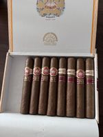 H.UPMANN ROYAL ROBUSTO LCDH