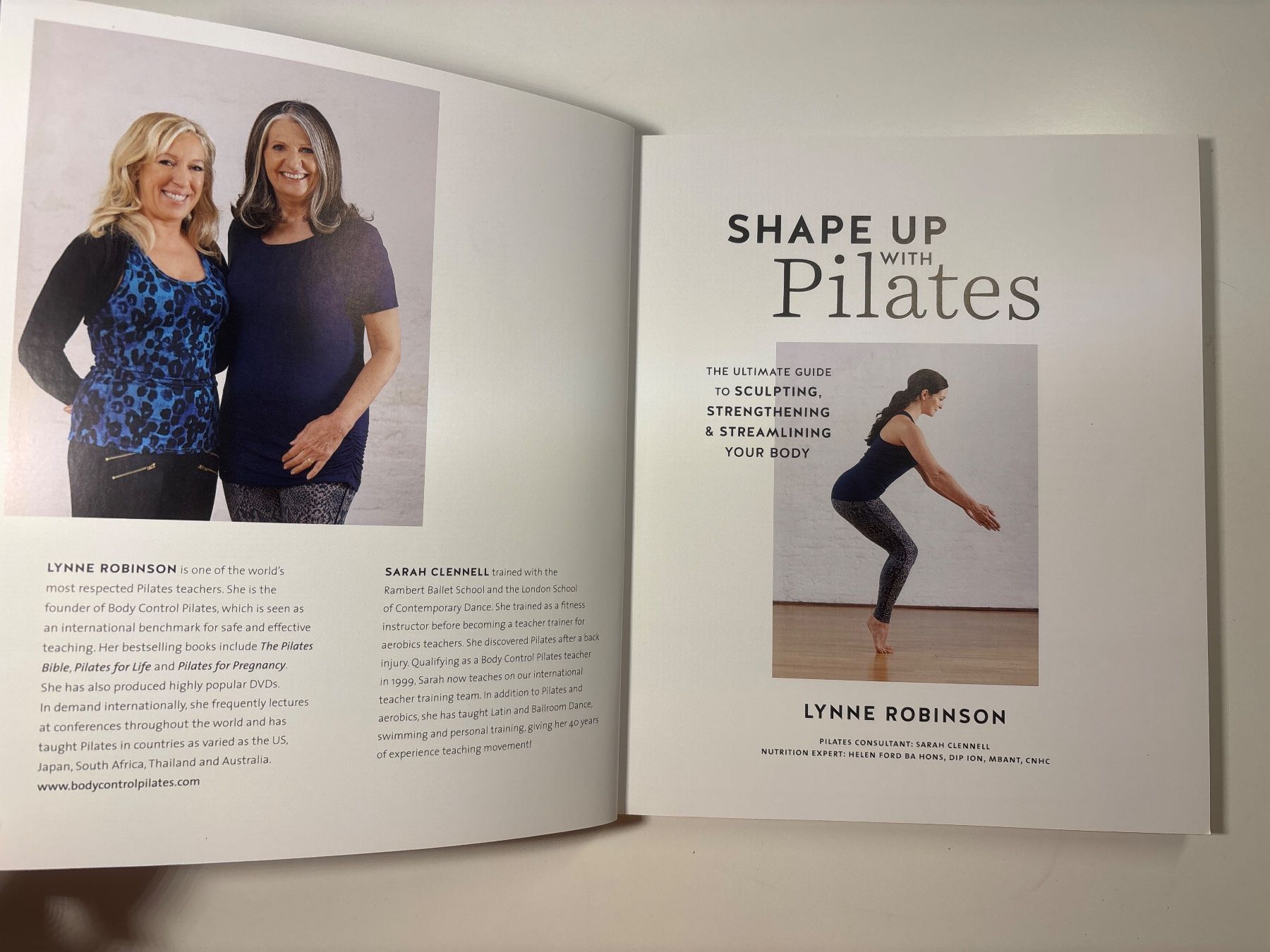 Libri: Shape Up with Pilates Book by Lynne Robinson – Nuovo (secondo la descrizione) da Meggen venduto da BookRevivals 4