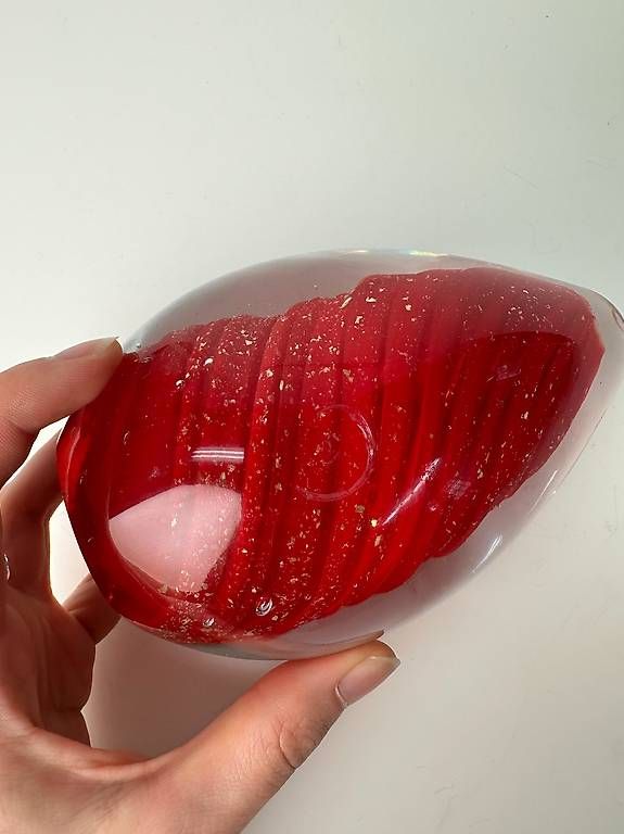 Murano Tutte le decorazioni: Presse-papier Egg Murano rouge vintage – Usato da Lausanne venduto da subermarket 1
