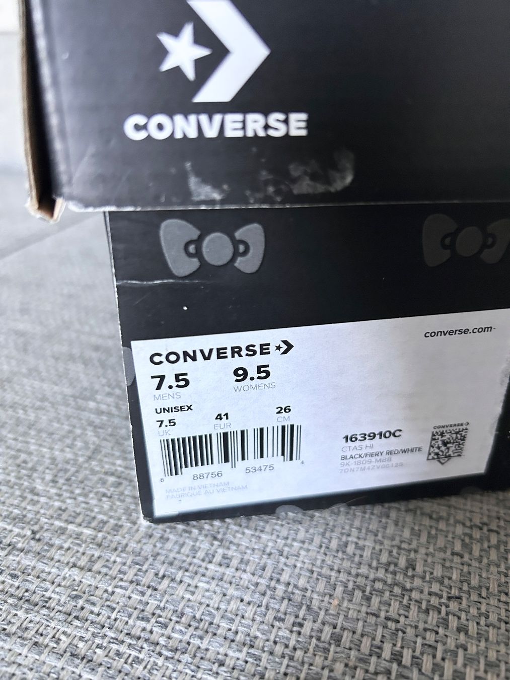 Converse Scarpe da uomo: Converse Chuck Taylor Hello Kitty - Gr. 41 – Nuovo (secondo la descrizione) da Illnau venduto da Monkky 8