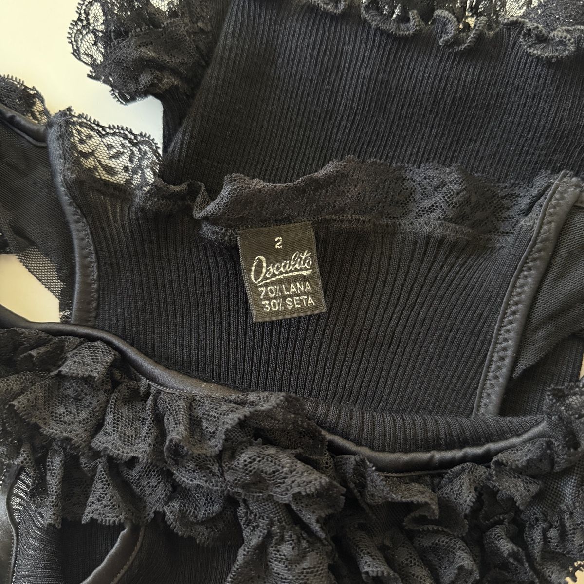 Top: OSCALITO New Top – Nuovo (secondo la descrizione) da Emmen venduto da Colette-Juliette 6