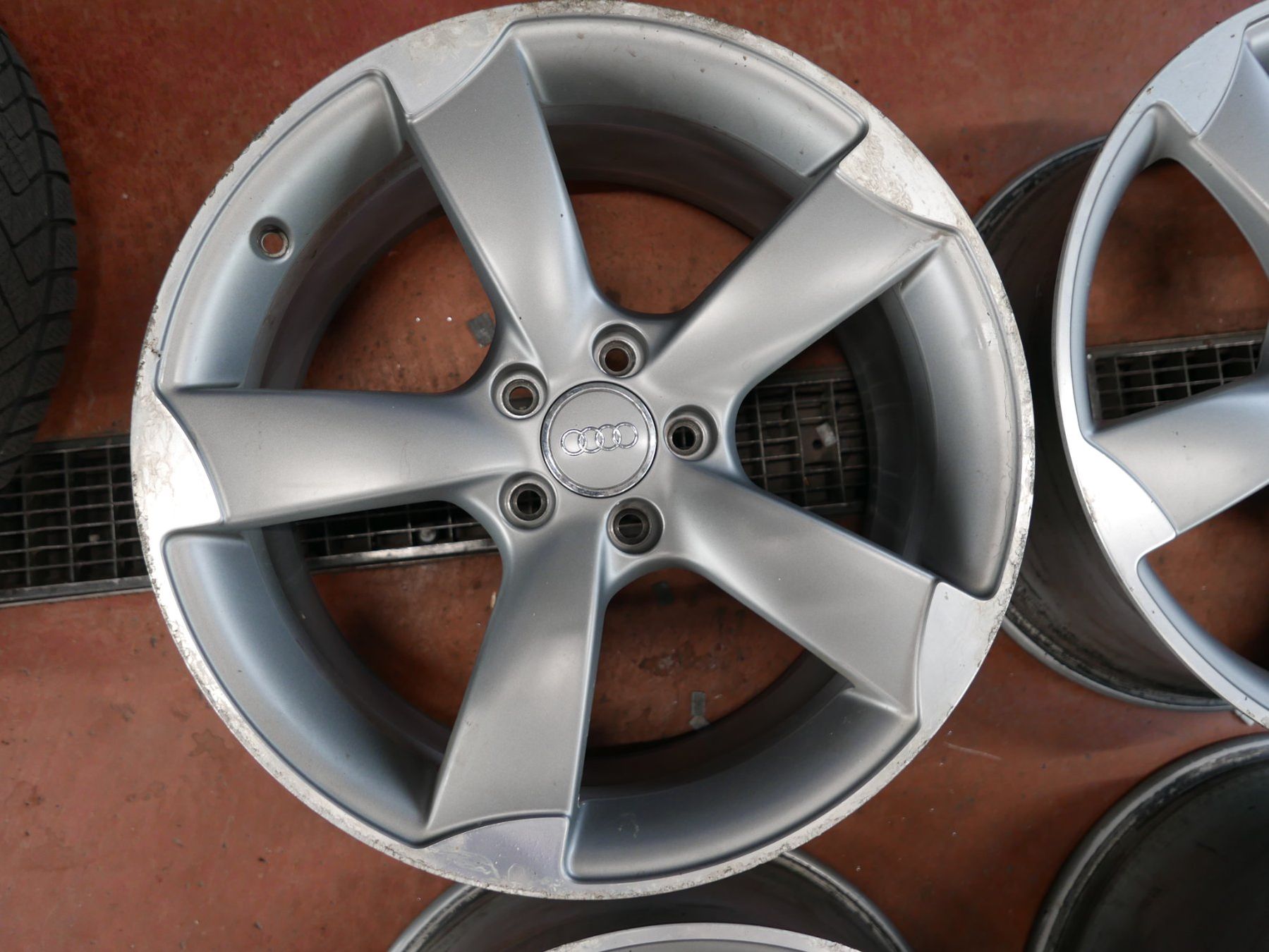 Audi Felgen: Audi RS3 8P Original Felgen 19" – Gebraucht aus Lütisburg Station von maegi91 4