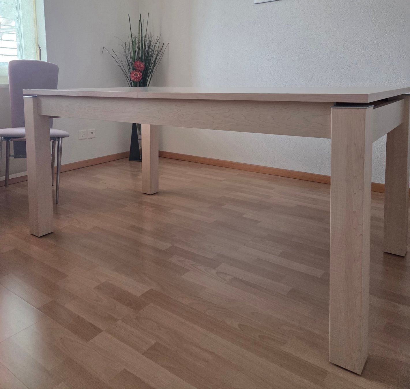 Tische: Esstisch mit Stühlen und Sideboard – Gebraucht aus Waltenschwil von wys_6stx 1