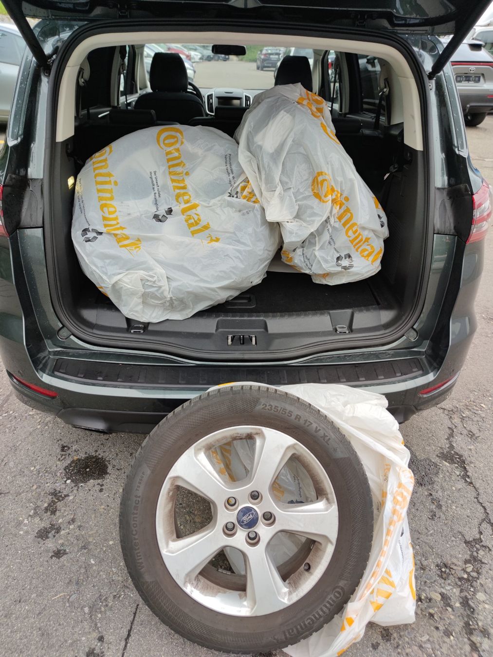 Ford Automobili: Ford S-Max 2.0 TDCi 180 Titanium FPS 4x4 / Motorproblem – Difettoso da Neuenhof venduto da Klosterrueti-Garage 8