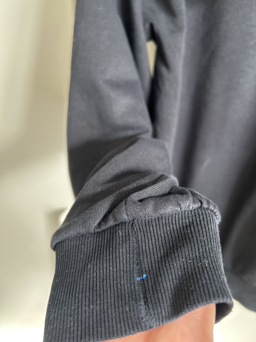 C&A Maglioni & Felpe: Schwarzer Hoodie, Grösse S, mit Flecken – Usato da Riehen venduto da S______ 2