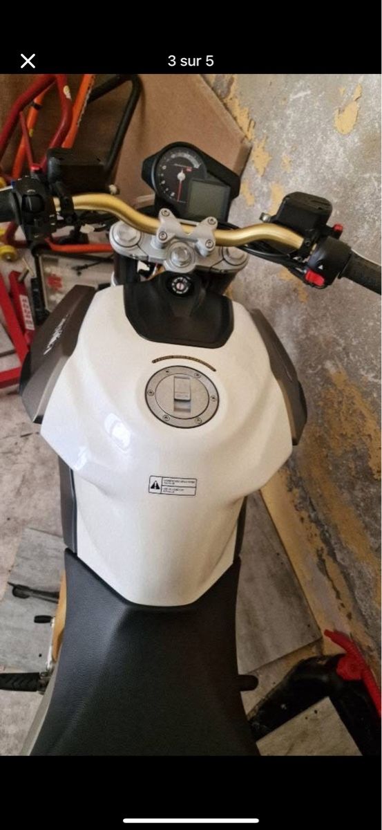 Aprilia Strasse: Aprilia shiver 750 – Defekt aus Collombey von arta1804 3