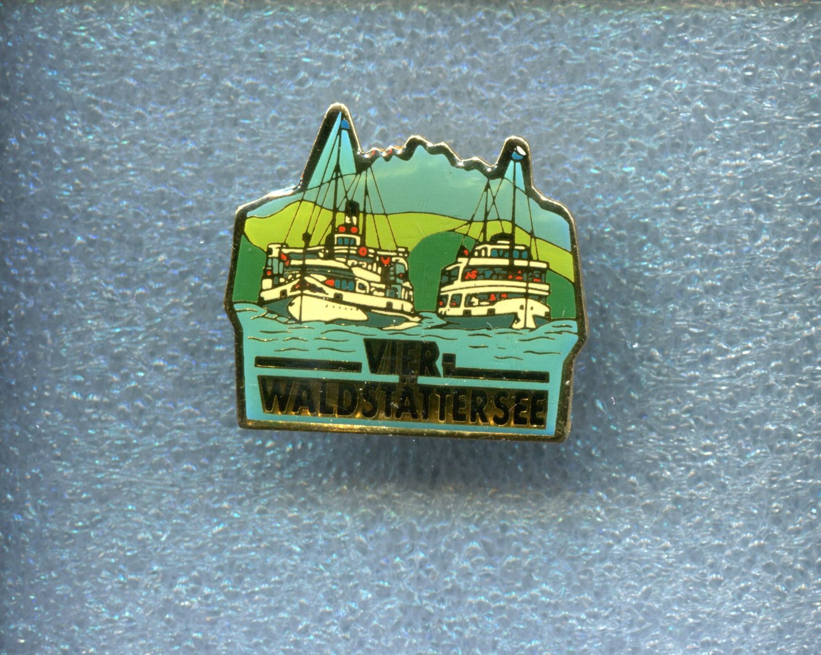 Placchette & Badge: Dampfschiff  VIERWALDSTÄTTERSEE – Usato da Winterthur venduto da Sammleroase