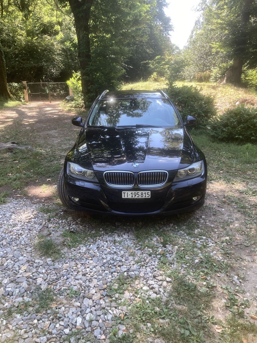 BMW Autos: Vendo BMW 330 XI Touring – Gebraucht aus Ligornetto von dav_q9mw 4