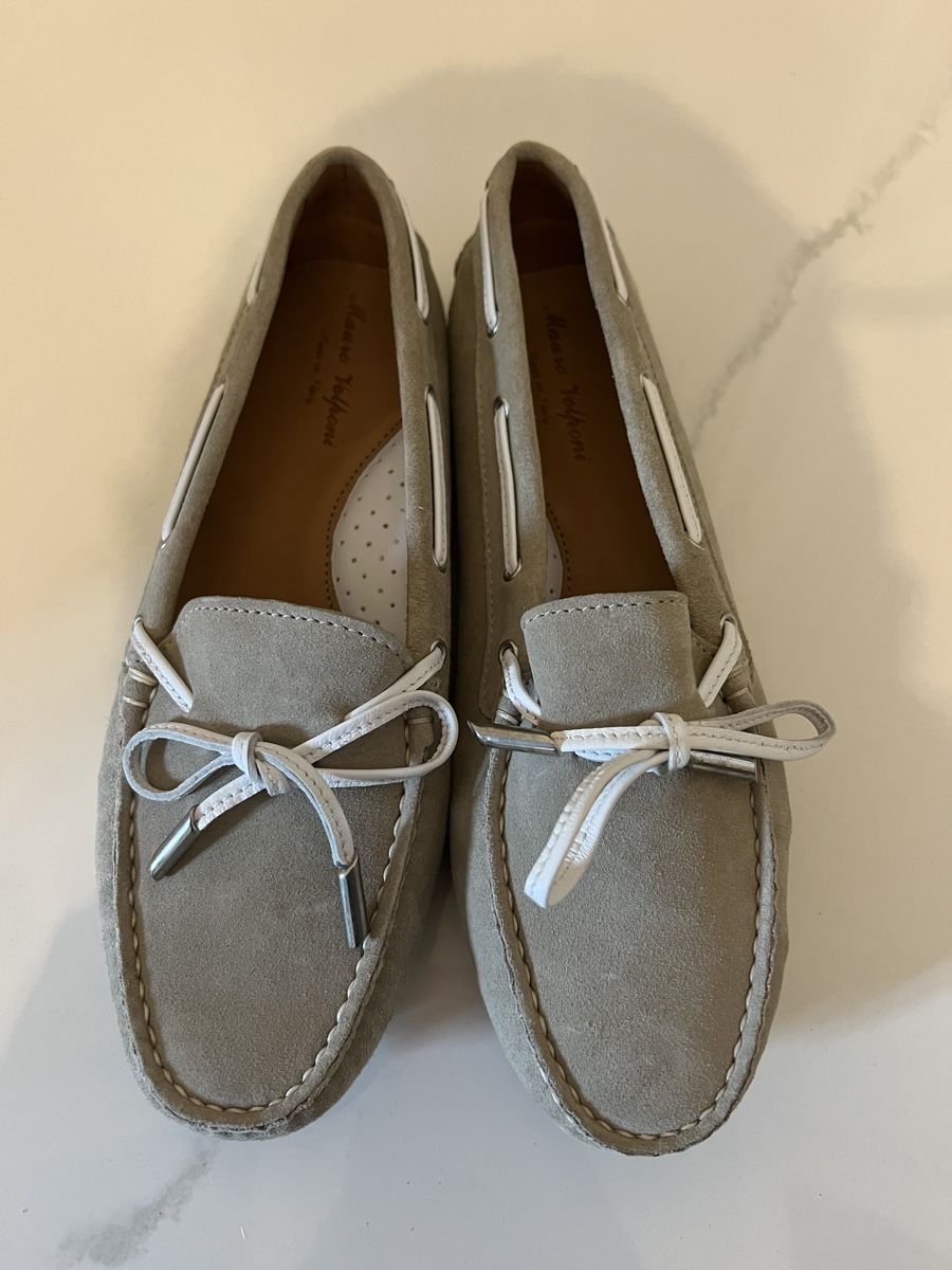 Scarpe da donna: Mocassini beige scamosciati Mauro Volponi – Nuovo (secondo la descrizione) da Sonvico venduto da gborella