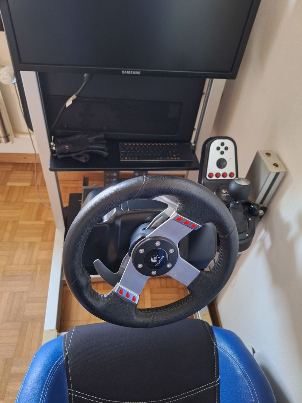 Sedie: Sim-Racing-Cockpit aus Aluminium – Usato da Worb venduto da nfsolutions 1