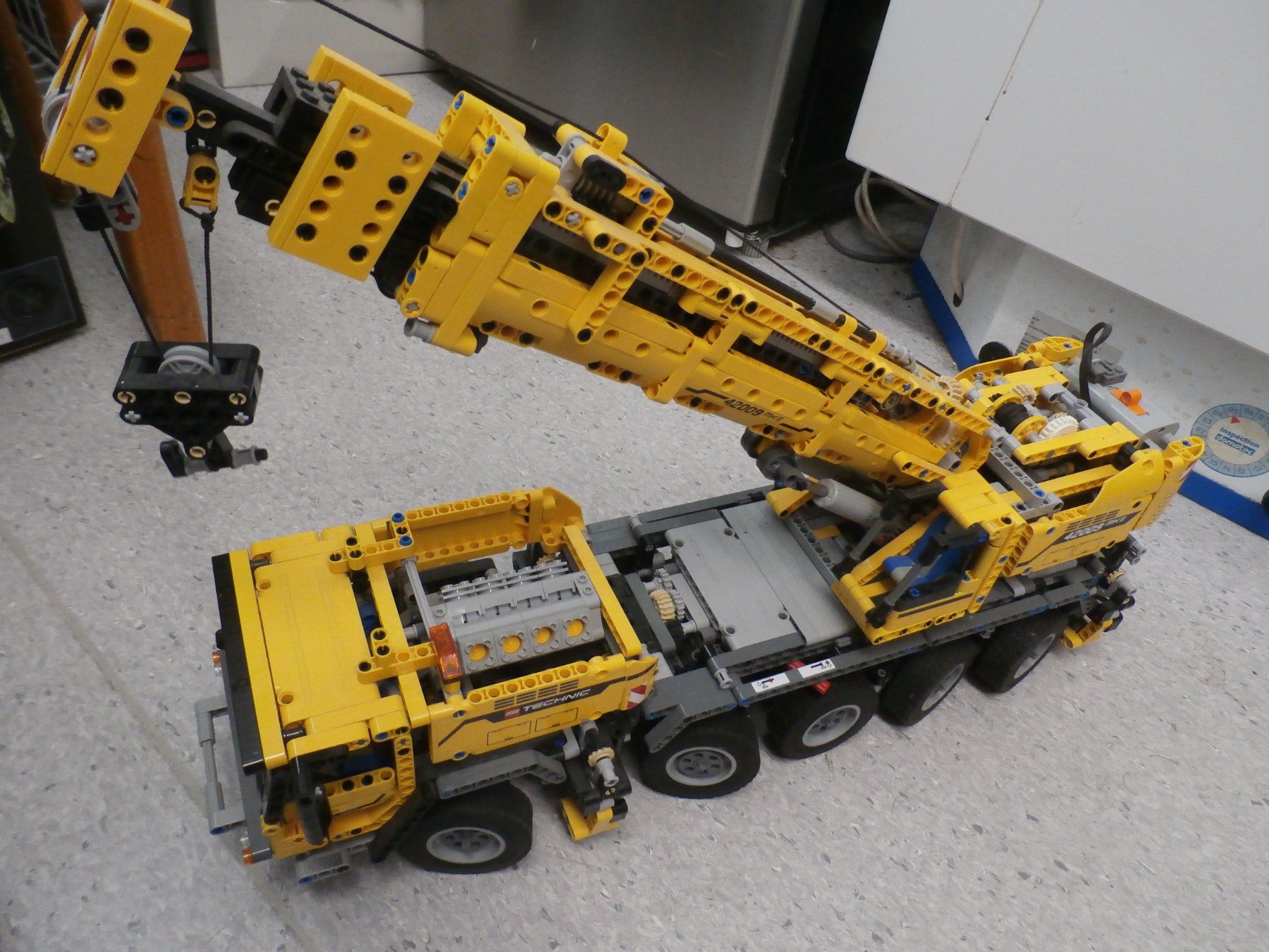 Lego Jeux de construction: Lego Technik Lasterkranwagen 42009 – D'occasion à Solothurn par Lego111 4
