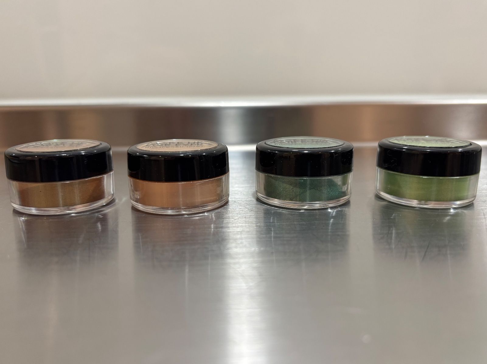 Make-up: Pigment-Powder von Make Up For Ever – Usato da Bern venduto da Bau_j6ny