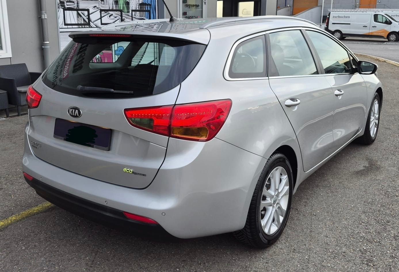 Kia Automobili: Frisch MFK | Kia Ceed 1.6 Sportwagon – Usato da Zürich venduto da Isabella_22 1