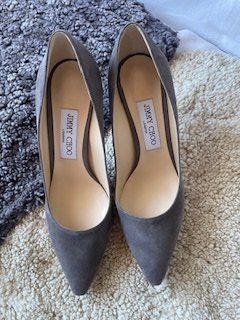 Jimmy Choo Scarpe da donna: Jimmy Choo Romy Suede Pumps Dark Grey 37 – Nuovo (secondo la descrizione) da Bernhardzell venduto da Sunka0