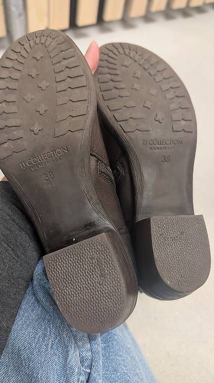 Chaussures femmes: Leder Stiefel gr. 38  – D'occasion à Root par vin_wr2l 3