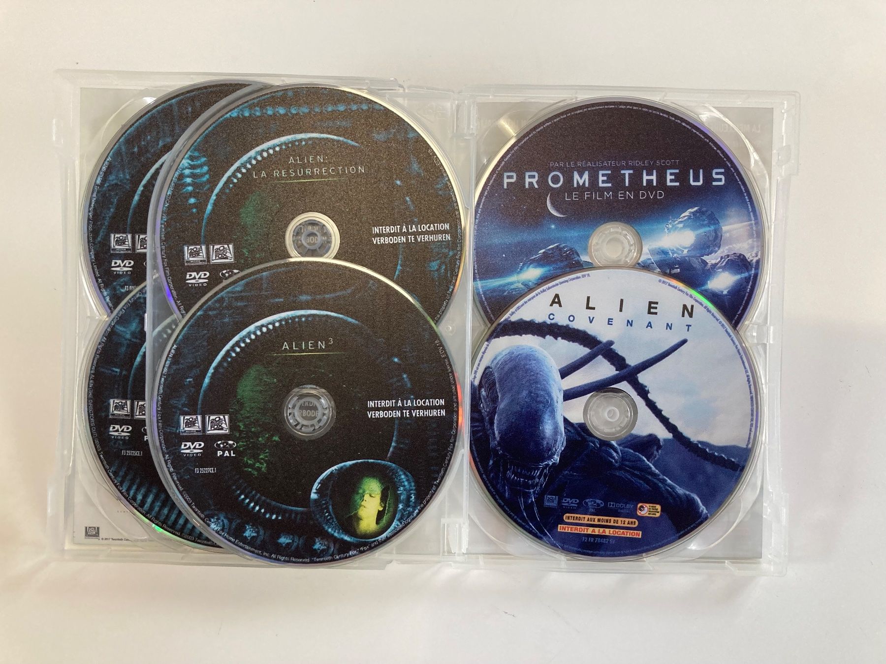 Tutti i DVDs: Alien L'intégrale 6 films DVD coffret – Usato da Bassecourt venduto da CALUMET-X 3