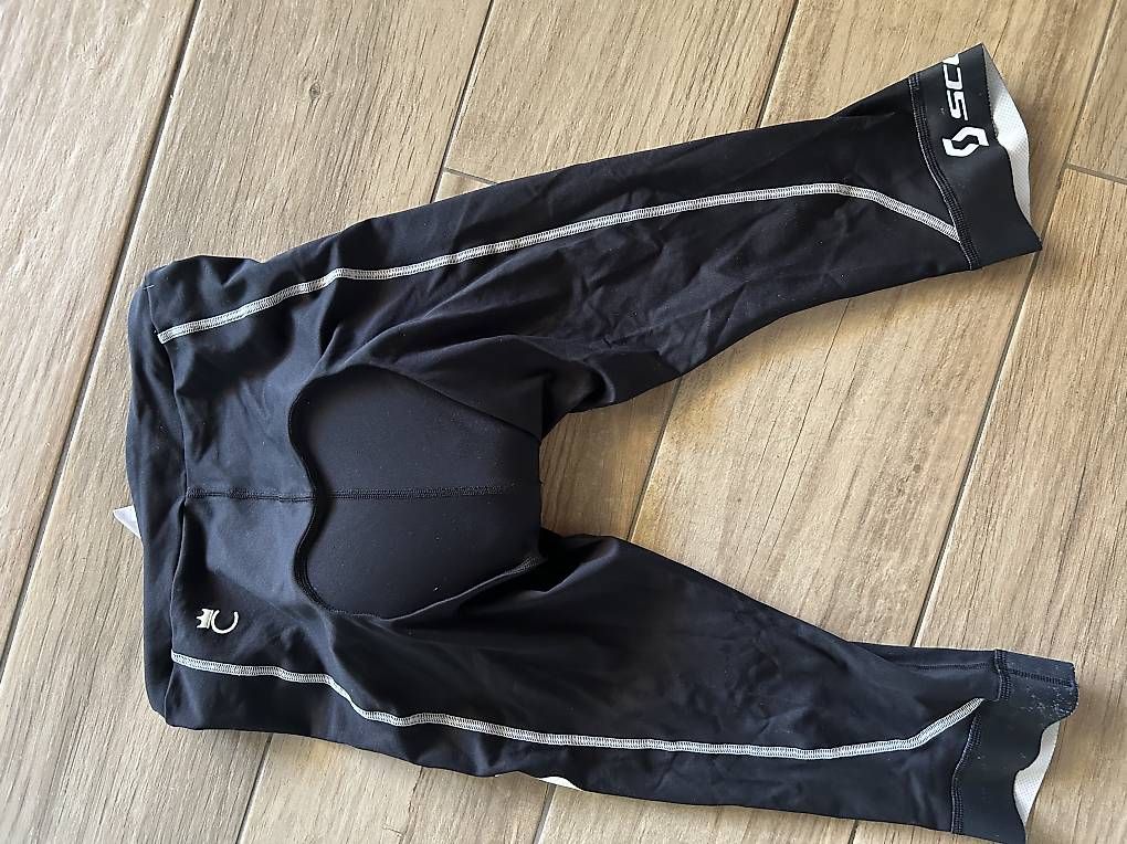 Pantaloni: Scott Damen Velohose Ge. M – Usato da Willisau venduto da Geissbock11 2