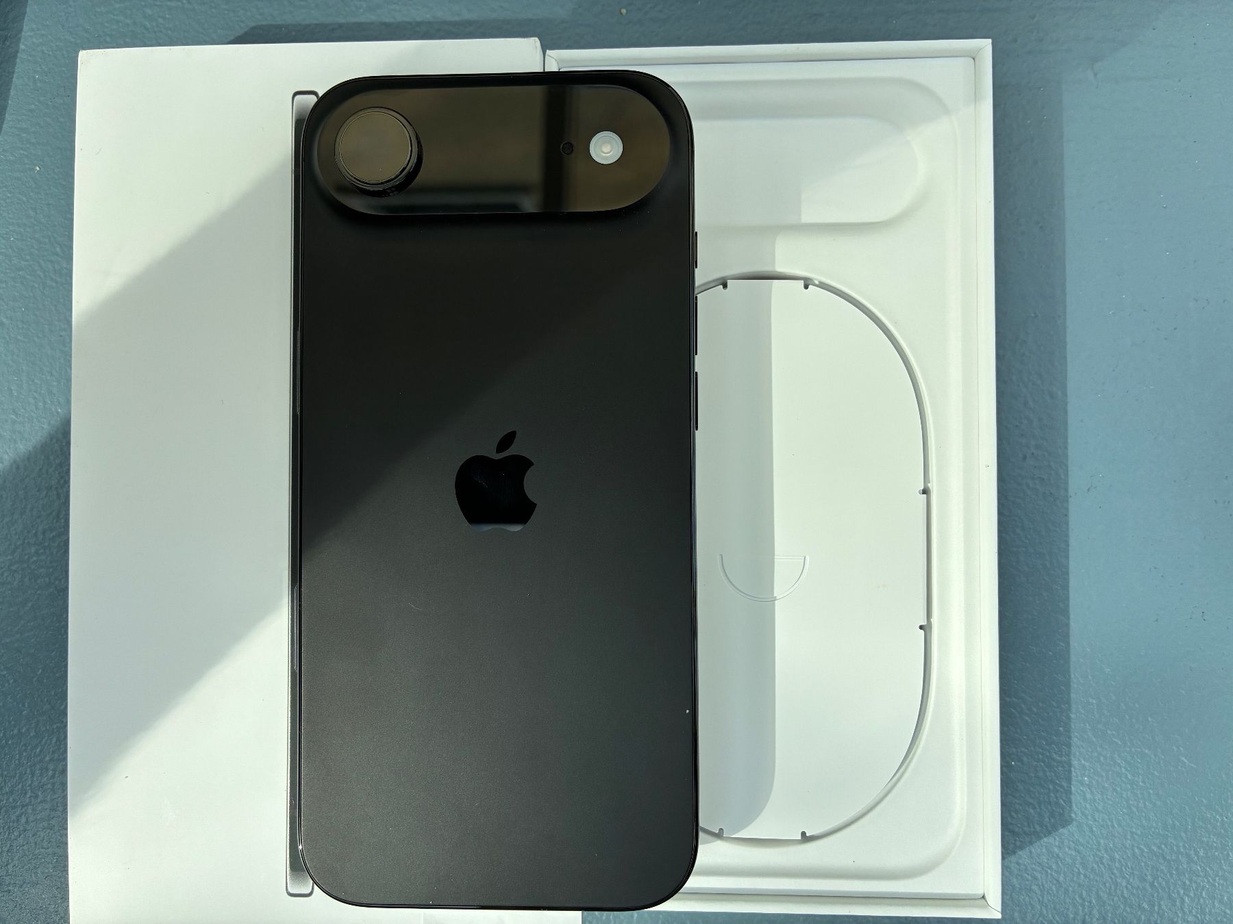 Apple Handys / Smartphones: iPhone Air brand new + case + screen protector – Neu (gemäss Beschreibung) aus Reinach BL von gre_82hv 3