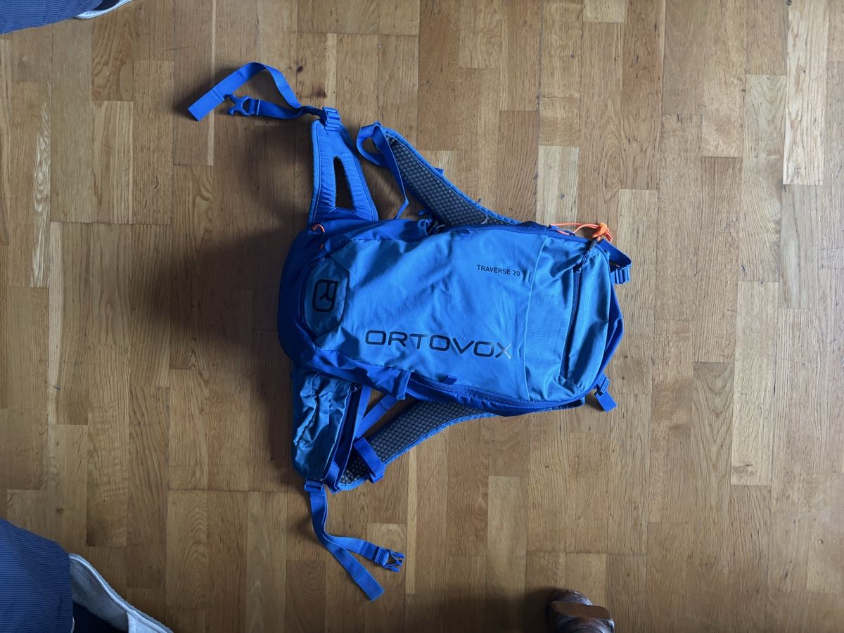 Ortovox Rucksäcke: Ortovox Traverse 20 Wanderrucksack Top  – Gebraucht aus Bern von Lordy