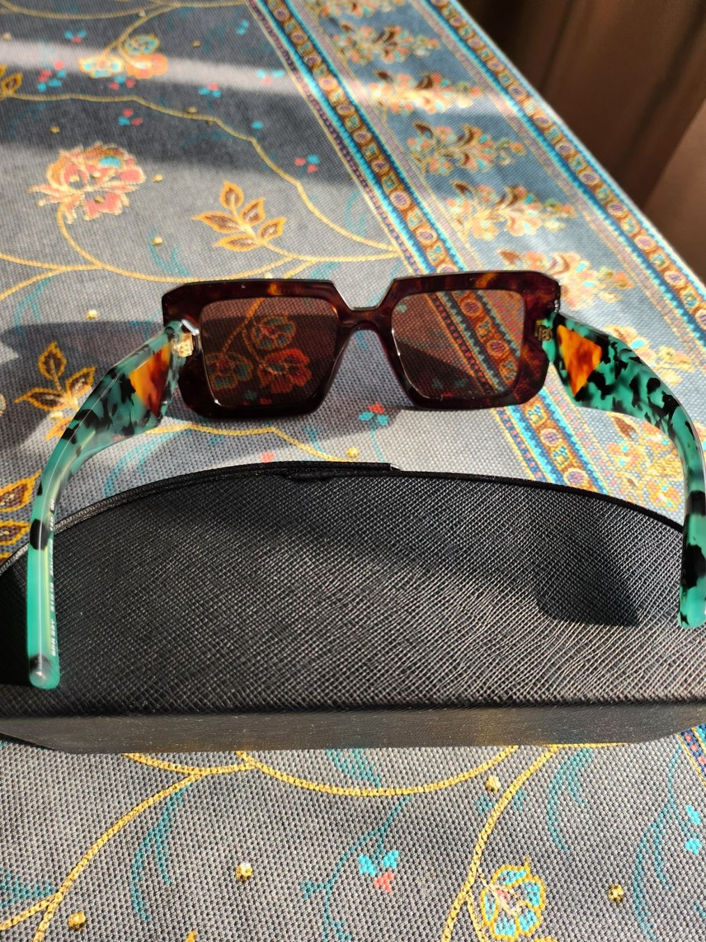 Prada Occhiali & Lenti: "Prada" Sonnenbrillen. – Usato da Dietikon venduto da Oxana01 3