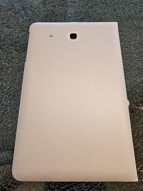 Samsung Tablet PC: Samsung Galaxy Tab E, SM-T560 – Usato da Zug venduto da coramo 2