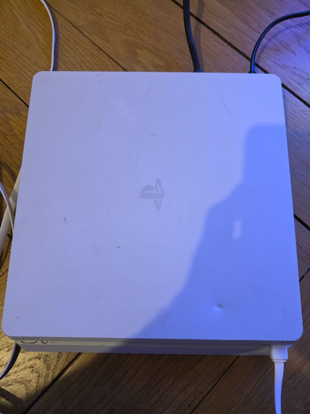 Sony Consoles: Ps4 konsole slim defekt – Défectueux à Basel par piz_hq2c 1