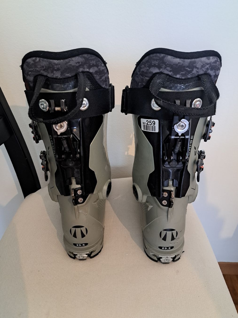 Scarpe da donna: Tecnica skitour Schuhe – Usato da Zürich venduto da calliewe 6