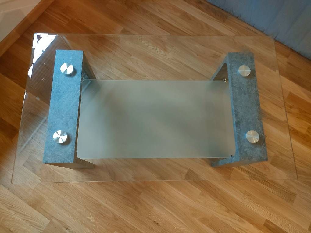 Tavoli: Table basse en verre - avant déchetterie  – Usato da Renens VD venduto da lptvs_22 2