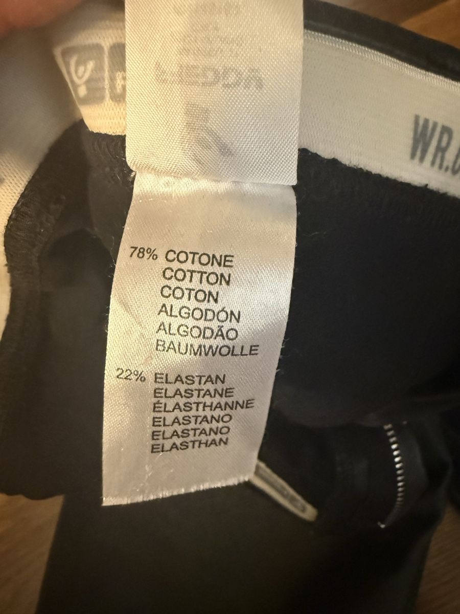 Freddy Pantaloni: Freddy Eco Leather Effect Trousers – Usato da Zürich venduto da Yuece 5