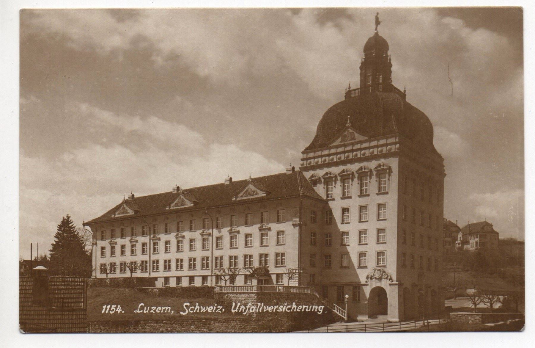 Cartes postales: LUZERN Schweizerische Unfallversicherung – Neuf (Voir description) à Jona par philajona