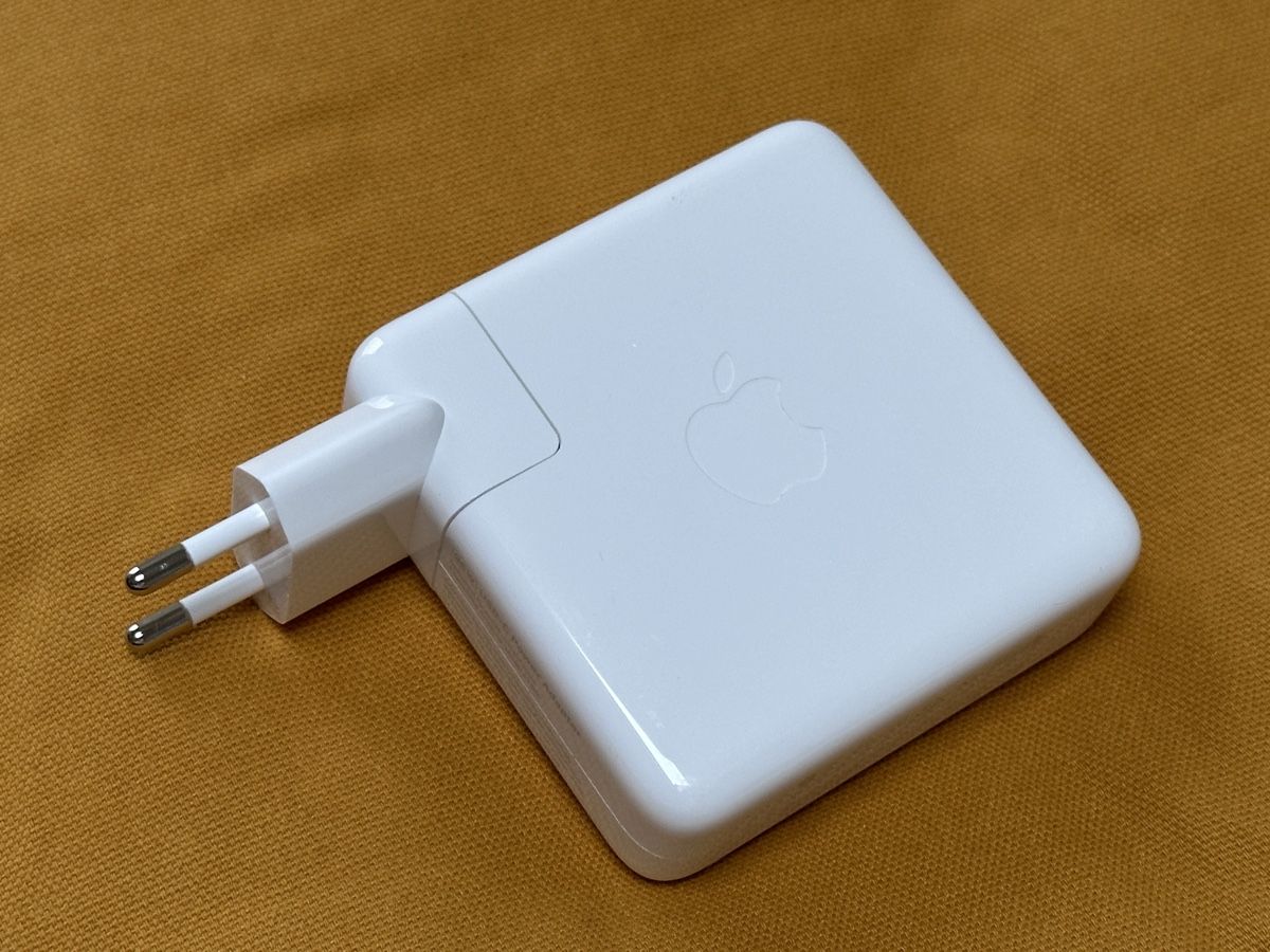 Apple Caricabatterie: Apple 96W USB-C Power Adapter - Excellent Condition! – Nuovo (secondo la descrizione) da Wallbach venduto da FulcrumS