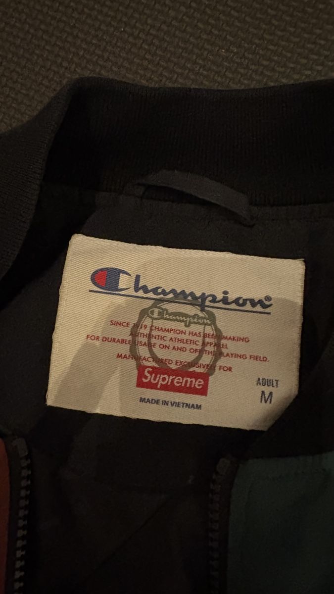 Supreme Giacche: SUPREME x Champion Jacke – Usato da Bitsch venduto da triplesampi 1