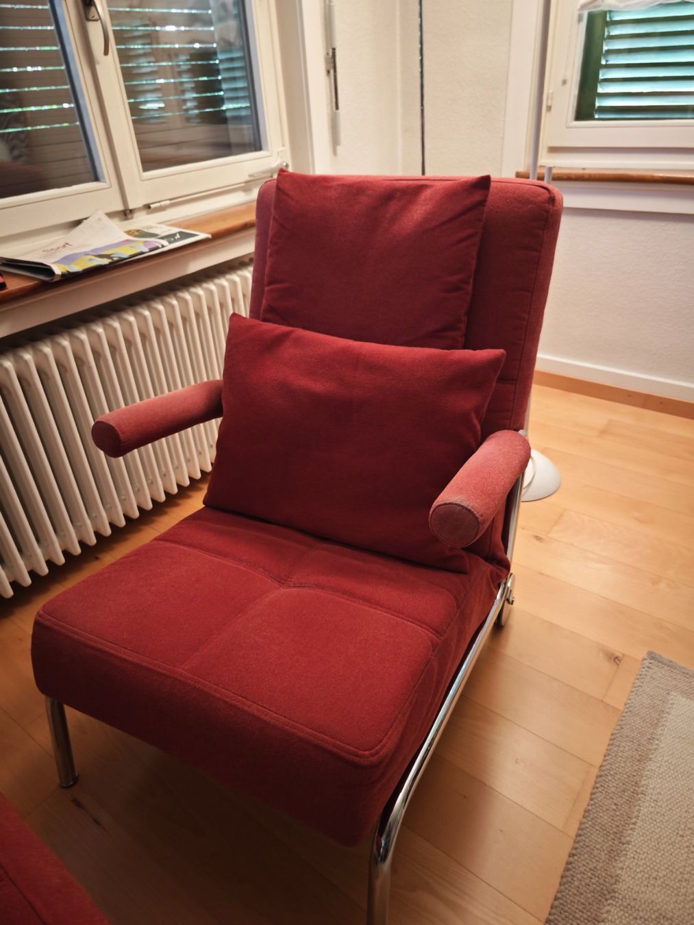 Pfister Fauteuils: Sessel mit Hocker rot,guter Zustand – D'occasion à Beringen par ble_nw7z 5