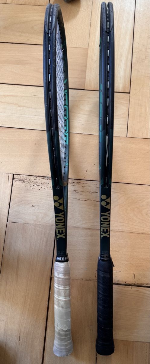 Yonex Racchette: 2x Yonex VCore Pro 97 330g – Usato da Zürich venduto da Dom_8