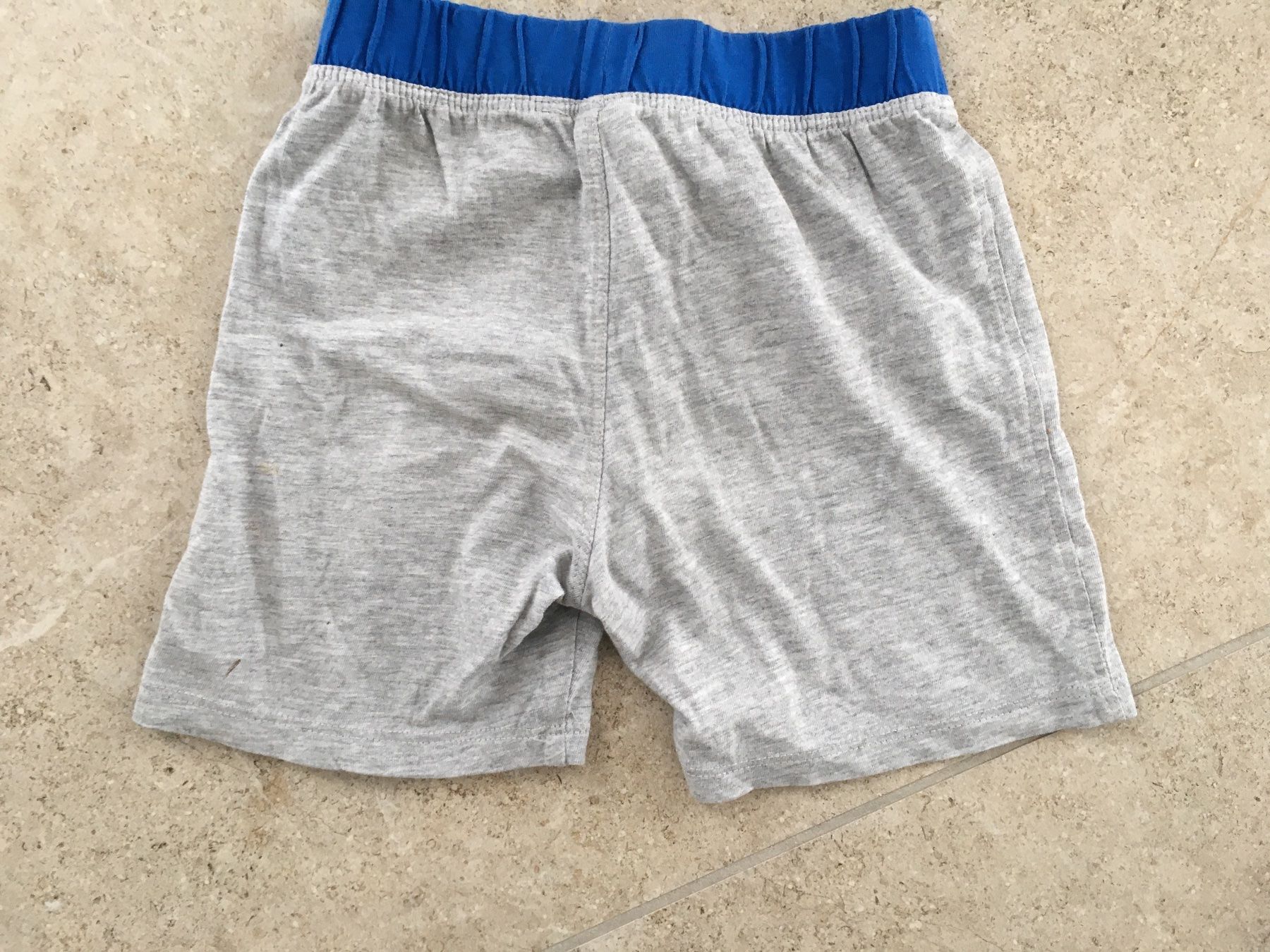 C&A Pantalons: Sommer Shorts, Gr. 86, unisex – Neuf (Voir description) à Gächlingen par Tara_devi 2