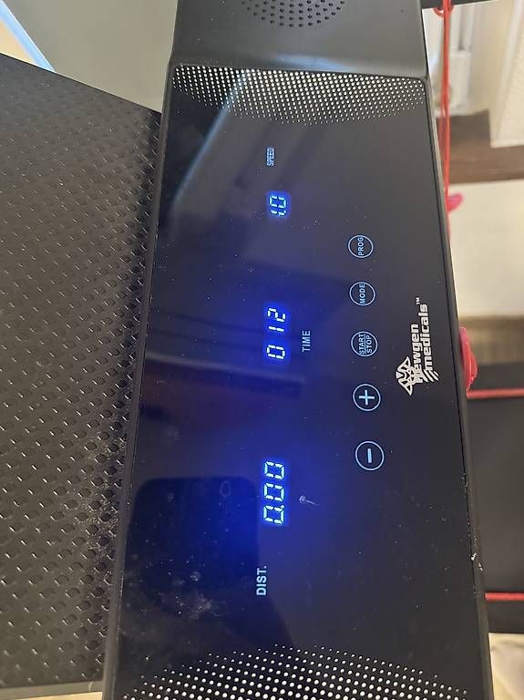 Hometrainer: Laufband Newgen Medicals – Usato da Bennwil venduto da daf_7qgk 1