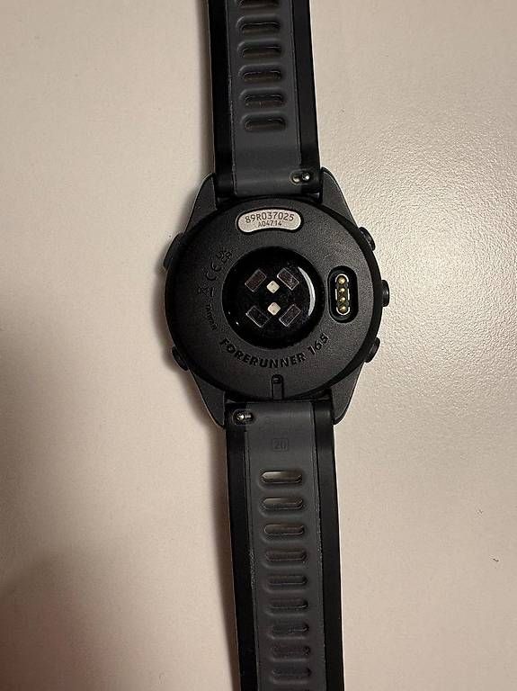 Smartwatch: Garmin Forerunner 165  - Top Zustand  – D'occasion à Richenthal par Idetifikation 3